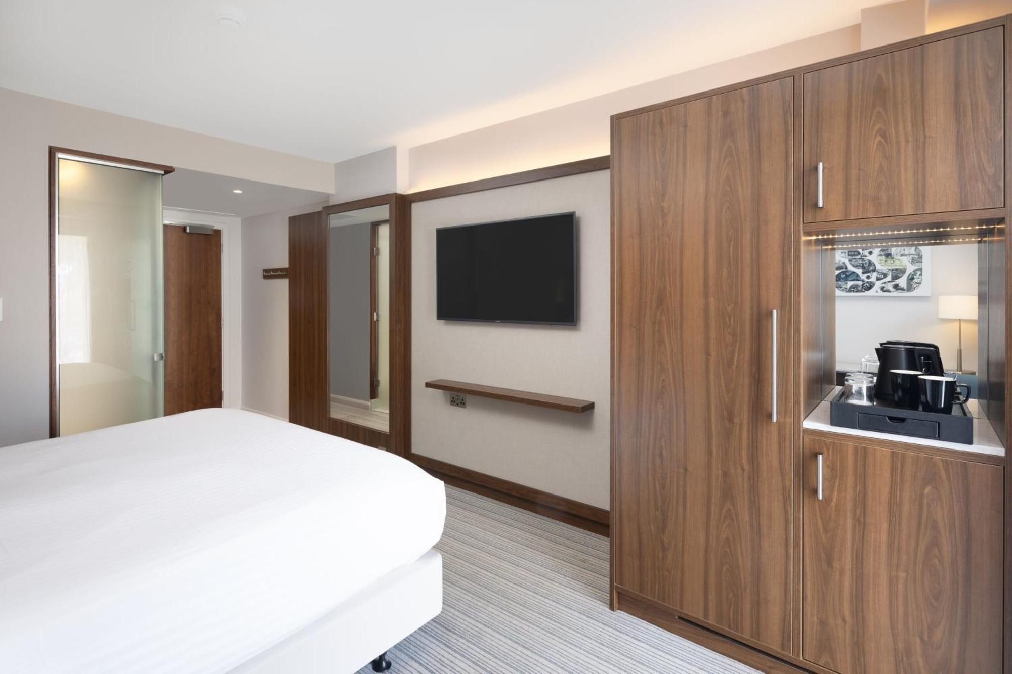 Courtyard By Marriott Oxford City Centre Экстерьер фото